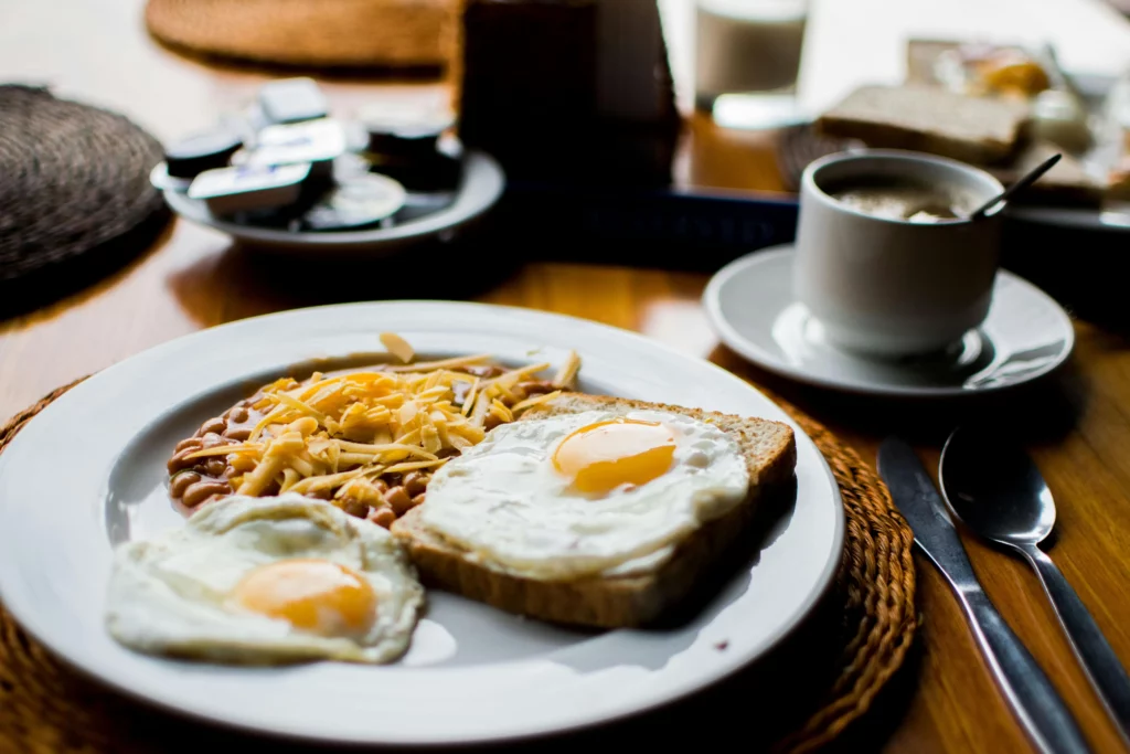 6 eggs nutrition